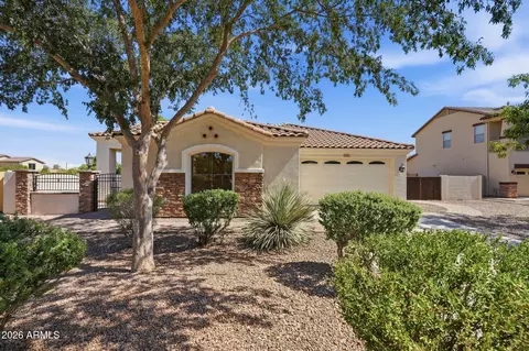 Exterior - 1228 E Arrowhead Trl, Gilbert, AZ 85297 photo 1 of 9