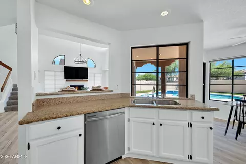 Kitchen - 3509 E Verbena Dr, Phoenix, AZ 85044 photo 5 of 5
