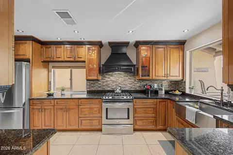 Kitchen - 2019 E Balboa Dr, Tempe, AZ 85282 photo 1 of 4