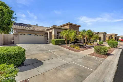 Exterior - 3334 E Hopkins Rd, Gilbert, AZ 85295 photo 2 of 11
