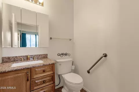 Bath - 3334 E Hopkins Rd, Gilbert, AZ 85295 photo 2 of 4