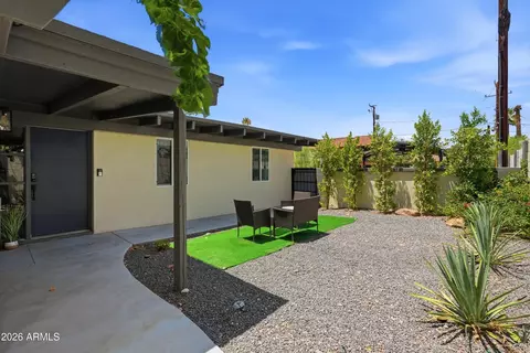 Exterior - 5833 N 10th St, Phoenix, AZ 85014 photo 3 of 10