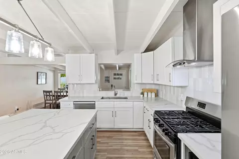 Kitchen - 5833 N 10th St, Phoenix, AZ 85014 photo 2 of 7