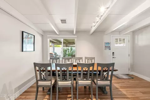 Dining - 5833 N 10th St, Phoenix, AZ 85014 photo 1 of 1
