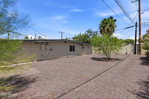 Exterior - 5833 N 10th St, Phoenix, AZ 85014 photo 9 of 10