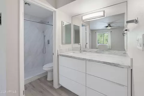 2938 N 61st Pl #227, Scottsdale, AZ 85251