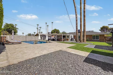 Exterior - 4231 E Catalina Dr, Phoenix, AZ 85018 photo 9 of 13