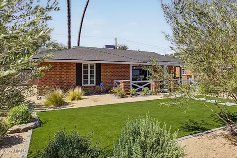 Exterior - 4231 E Catalina Dr, Phoenix, AZ 85018 photo 12 of 13