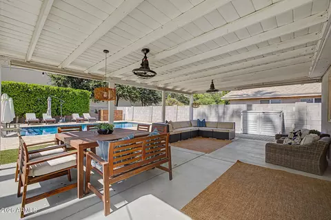 Exterior - 4231 E Catalina Dr, Phoenix, AZ 85018 photo 2 of 13
