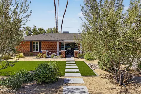 Exterior - 4231 E Catalina Dr, Phoenix, AZ 85018 photo 11 of 13