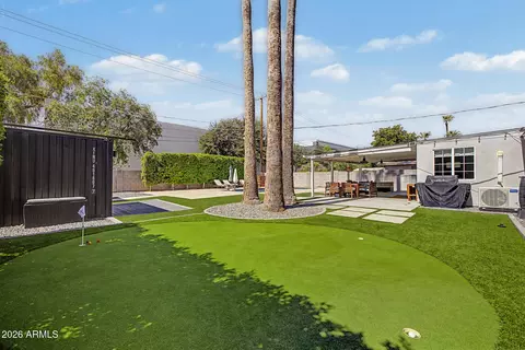 Exterior - 4231 E Catalina Dr, Phoenix, AZ 85018 photo 8 of 13