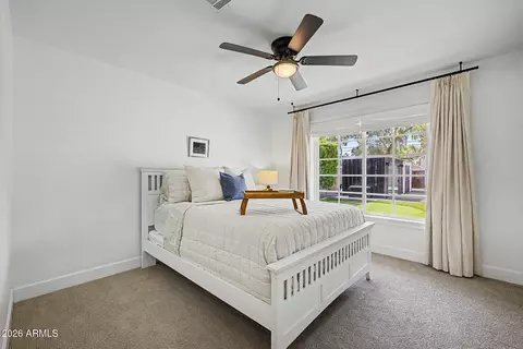 Bedroom - 4231 E Catalina Dr, Phoenix, AZ 85018 photo 6 of 6