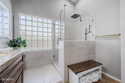 Bath - 1855 W Hiddenview Dr, Phoenix, AZ 85045 photo 2 of 5