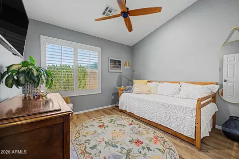 Bedroom - 1855 W Hiddenview Dr, Phoenix, AZ 85045 photo 4 of 7