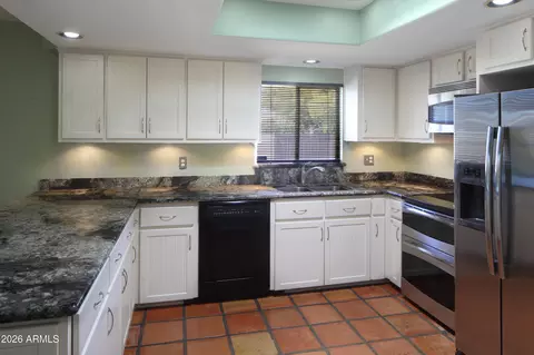 2934 E Beryl Ave, Phoenix, AZ 85028 photo 8
