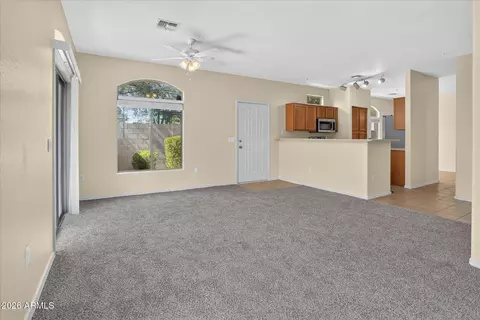 Living - 2150 E Bell Rd #1090, Phoenix, AZ 85022 photo 2 of 4