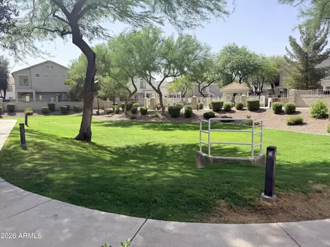 Exterior - 2150 E Bell Rd #1090, Phoenix, AZ 85022 photo 5 of 6