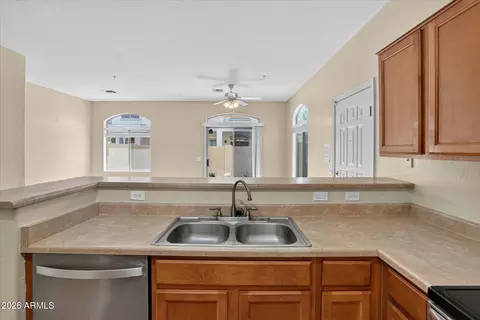 Kitchen - 2150 E Bell Rd #1090, Phoenix, AZ 85022 photo 3 of 4