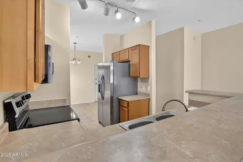 Kitchen - 2150 E Bell Rd #1090, Phoenix, AZ 85022 photo 4 of 4