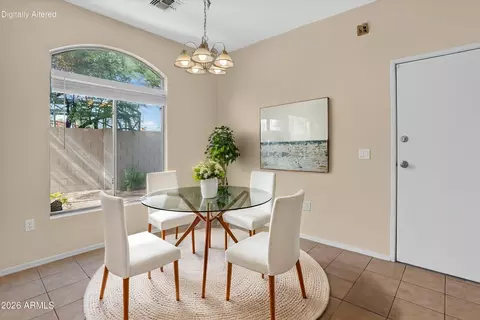 Dining - 2150 E Bell Rd #1090, Phoenix, AZ 85022 photo 1 of 2
