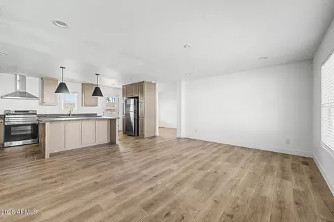 1091 S Cedar Dr, Apache Junction, AZ 85120 photo 5