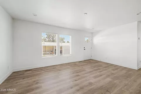 1091 S Cedar Dr, Apache Junction, AZ 85120 photo 4