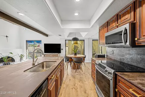 4932 E Siesta Dr #3, Phoenix, AZ 85044 photo 2