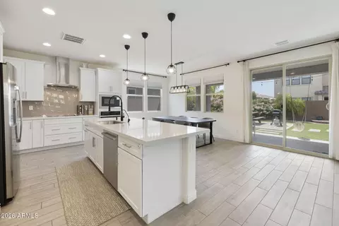 Kitchen - 9721 E Radioactive Dr, Mesa, AZ 85212 photo 1 of 5