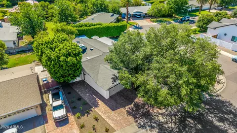 View/Area - 4710 N 33rd St, Phoenix, AZ 85018 photo 7 of 18