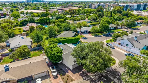 View/Area - 4710 N 33rd St, Phoenix, AZ 85018 photo 14 of 18