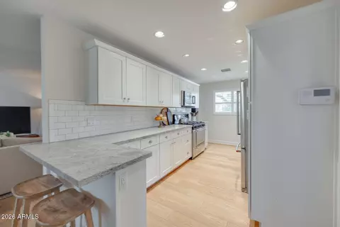 Kitchen - 3510 E Glenrosa Ave, Phoenix, AZ 85018 photo 2 of 6