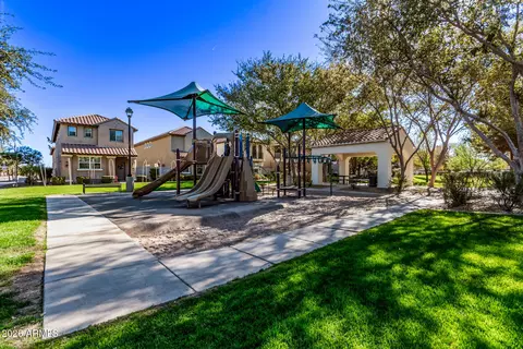 Exterior - 4459 E Skousen St, Gilbert, AZ 85295 photo 10 of 13