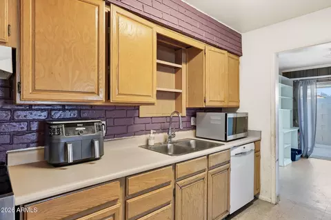 204 E Hampton Ave, Mesa, AZ 85210 photo 12
