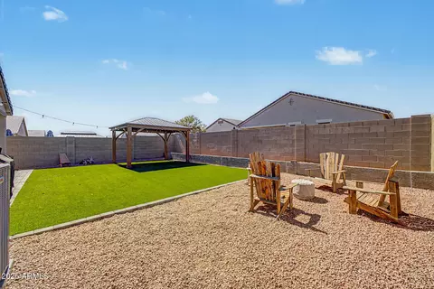 Exterior - 2824 W Seaver Ave, Apache Junction, AZ 85120 photo 8 of 9
