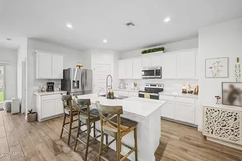 Kitchen - 2824 W Seaver Ave, Apache Junction, AZ 85120 photo 1 of 4
