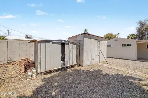 Exterior - 1830 E Clarendon Ave, Phoenix, AZ 85016 photo 4 of 4