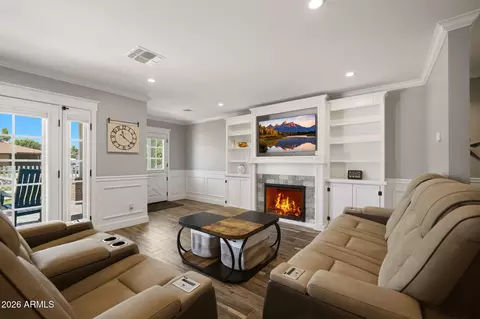 Living - 4628 E Windsor Ave, Phoenix, AZ 85008 photo 2 of 3