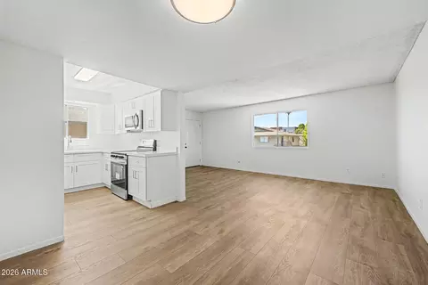4749 E Moreland St, Phoenix, AZ 85008 photo 1