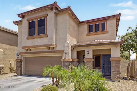 Exterior - 5821 S 35th Pl, Phoenix, AZ 85040 photo 3 of 8