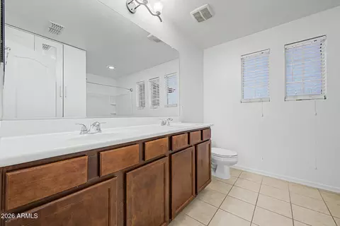 Entry Way - 5821 S 35th Pl, Phoenix, AZ 85040 photo 2 of 2
