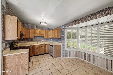 841 E Hayward Ave, Phoenix, AZ 85020 photo 8