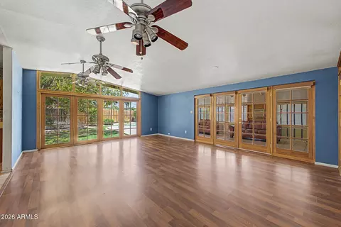 841 E Hayward Ave, Phoenix, AZ 85020 photo 3
