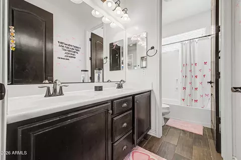 Bath - 2528 E Tomahawk Ct, Gilbert, AZ 85298 photo 5 of 5