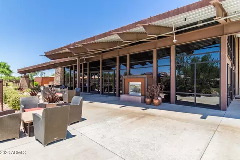 View/Area - 2528 E Tomahawk Ct, Gilbert, AZ 85298 photo 6 of 11
