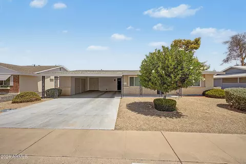 10020 W Cumberland Dr, Sun City, AZ 85351