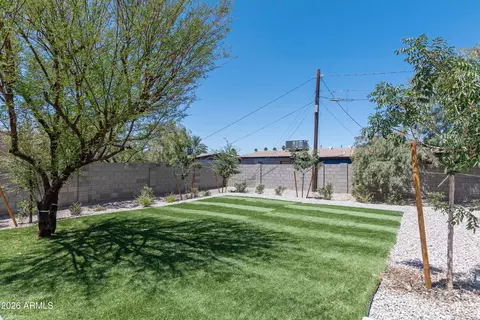 Exterior - 1435 E Taylor St, Phoenix, AZ 85006 photo 3 of 4