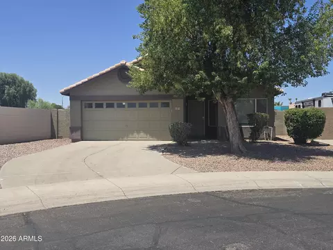 1994 S Ash St, Gilbert, AZ 85233 photo 1