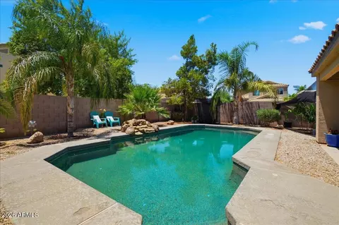 2469 W Hayden Peak Dr, San Tan Valley, AZ 85142