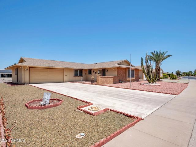 11070 W Pleasant Valley Rd, Sun City, AZ 85351