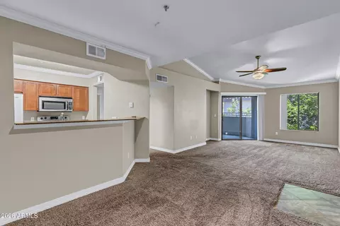Living - 2025 E Campbell Ave #346, Phoenix, AZ 85016 photo 4 of 5